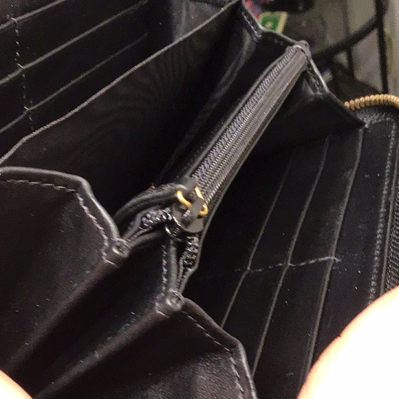 Wallet - Picture 4 of 5